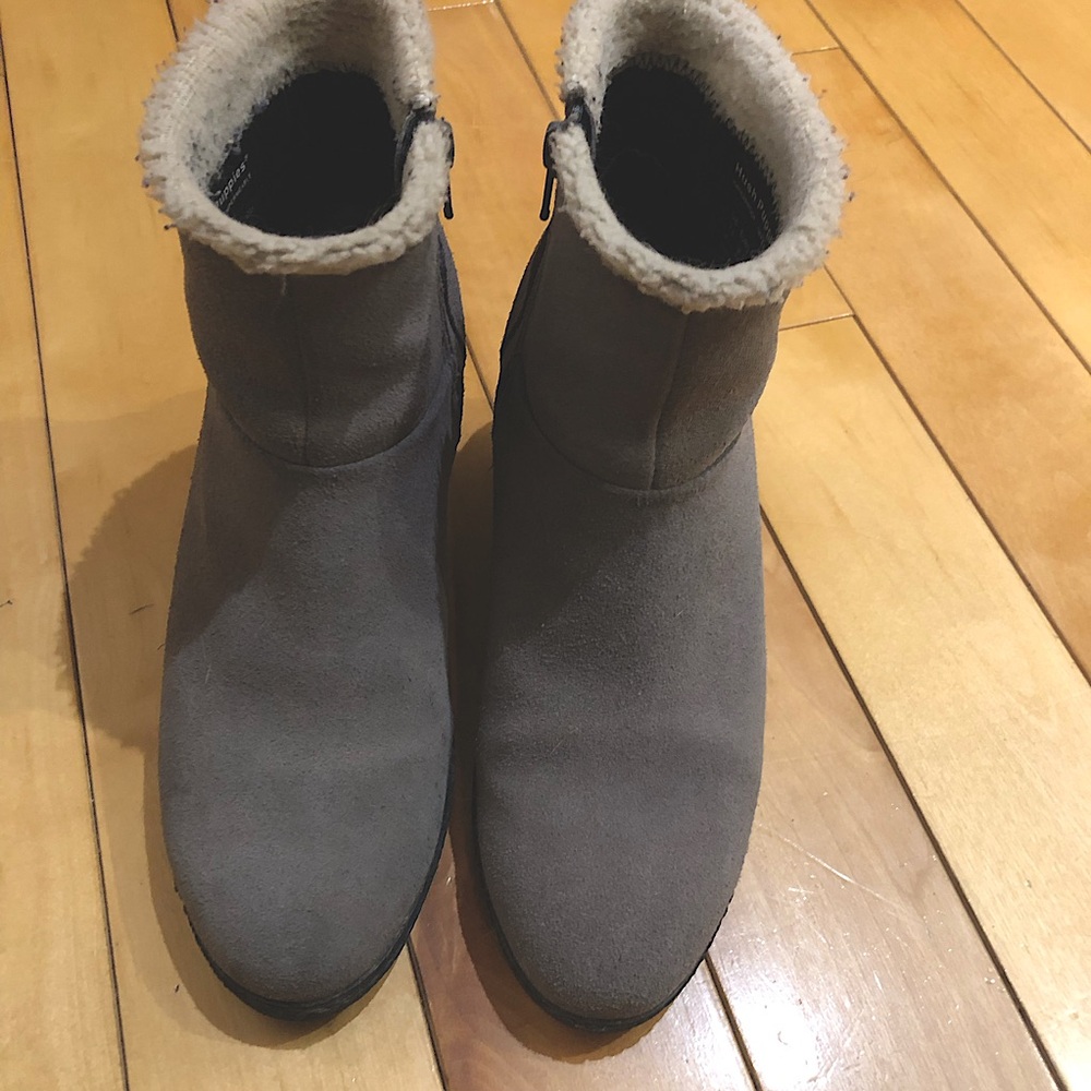 Women's Gray Ankle Boots